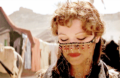 houselannister:  Evelyn: Look, I… I may not be an explorer, or an adventurer, or