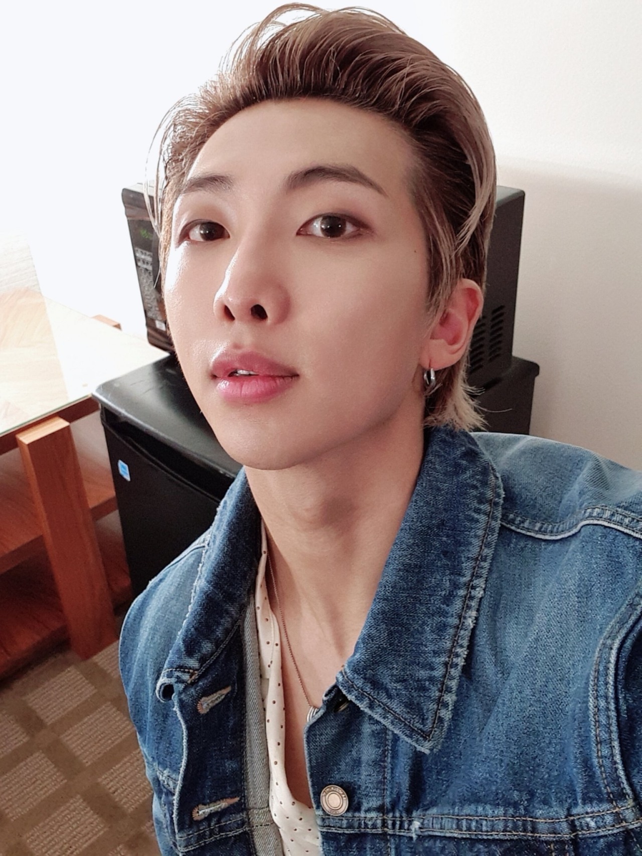 BTS' RM adds a bit of spice to Namjooning with a mirror selca on