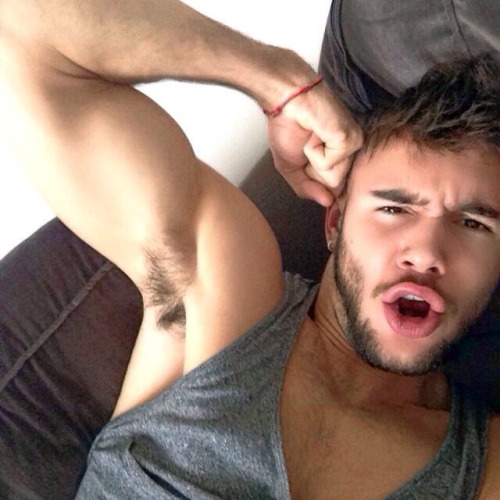prettygayboys:  similar posts: here