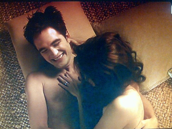 Kristen stewart breaking dawn sex scene