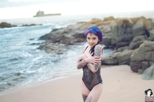past-her-eyes:  Ilanna Suicideilanna.suicidegirls.comilannasuicide suicidegirls sg-babesLink to South African SuicideGirls