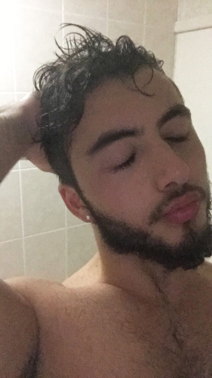 eliaes:  6 recent random selfies from my roll ✨tagged by: apimelekii tag: bromancing-the-stone, 1talian, beyoncebeytwice, tephor, cynicz, earthyamis, okaykhaled, lordbates, axintus, rlmjob, and everyone else