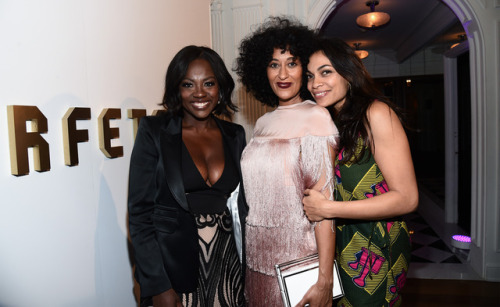 suzyycarmichaelll:  celebsofcolor: Viola Davis, Tracee Ellis Ross and Rosario Dawson attend Alfre Woodard’s 8th Annual ‘Oscar’s Sistahs Soiree’ on February 22, 2017 in Los Angeles, California. viola looks so good omg 