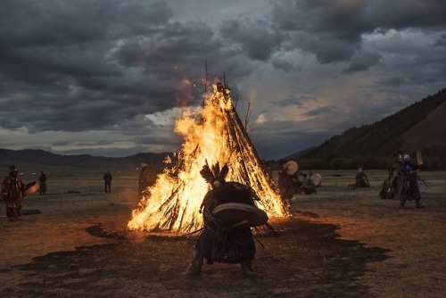moryen:Mongolia’s shamanic ritualsBanned for 70 years under communist rule, the ancient practice of 