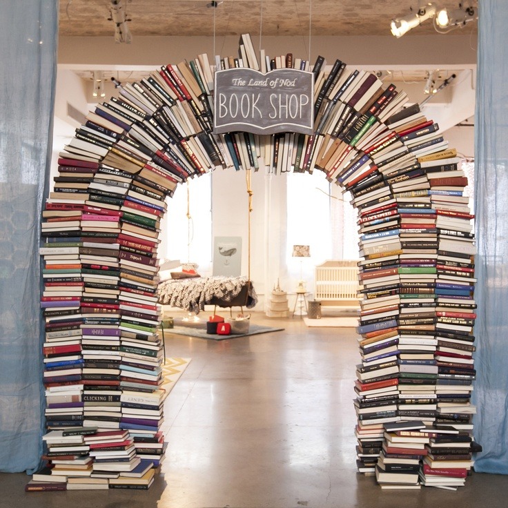 slightlyignorant:  Book arch win. 