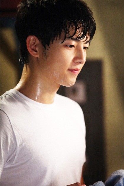 kyeoptakoreanstars:  wet and yummmmmyyyyy ! haha.. :D