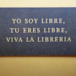 librosgram:  Yo soy libre, tu eres libre, viva la librería 