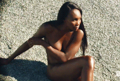 fuckyeahserenawilliams:  caseykelpthesnorks: ESPN The Magazine 2014 Body Issue: Venus Williams  Serena blog but I had to reblog. 