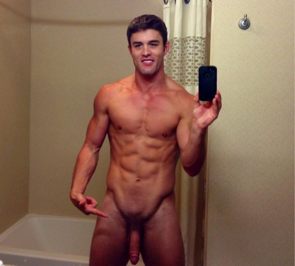 Gay boy naked selfie