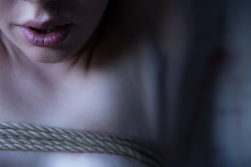 gestalta:  Ropework and Photography:  Kinoko Hajime - www.shibari.jp Model: Gestalta - www.gestalta.co.uk La Perouse, Australia. October, 2014 