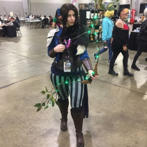 peachiezz:Here’s some pics of my Vex cosplay & some of the other amazing Critical Role cosplayer