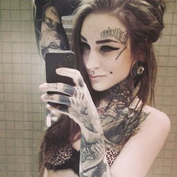 Monami Frost