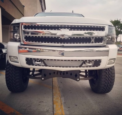 FTS kit on Chevy Silverado with Radar Renegade tires www.instagram.com/p/BnHFu1XhpzT/?utm_so
