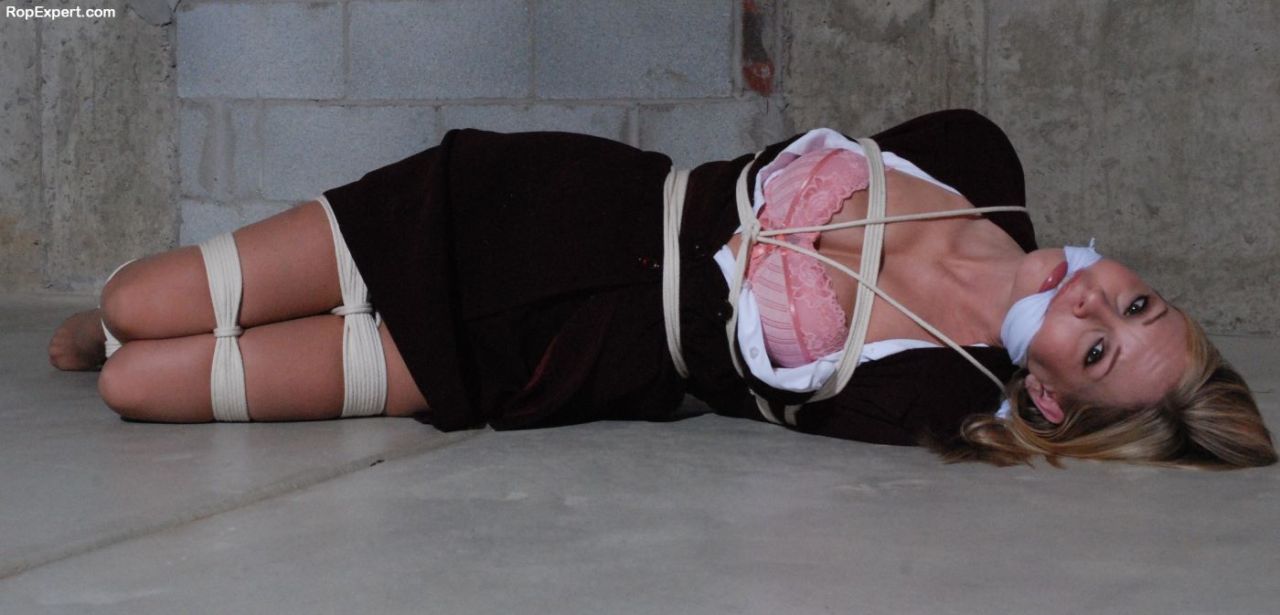 bondagehedgehog:Aimee Addison