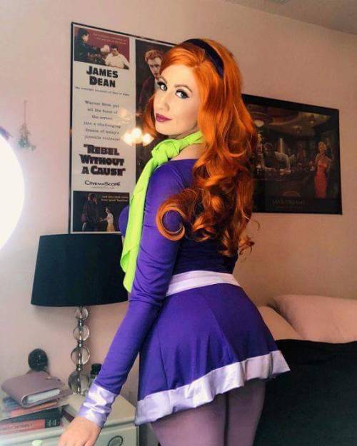 celebcosplayfantasy:  Rrwwooo