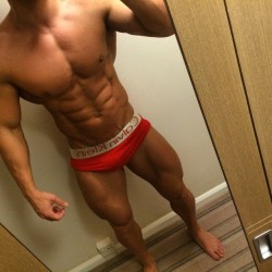 muscle hunk gay