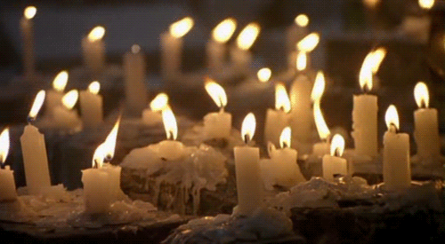 Featured image of post Moving Candle Flame Gif : A common problem i&#039;ve had with all my different combinations is that the flame keeps flickering.