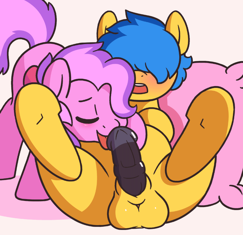 sinclair2013:  I just found my art in a big post I didn’t know about…  Unf o///o