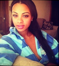 flydef:  Analicia Chaves 