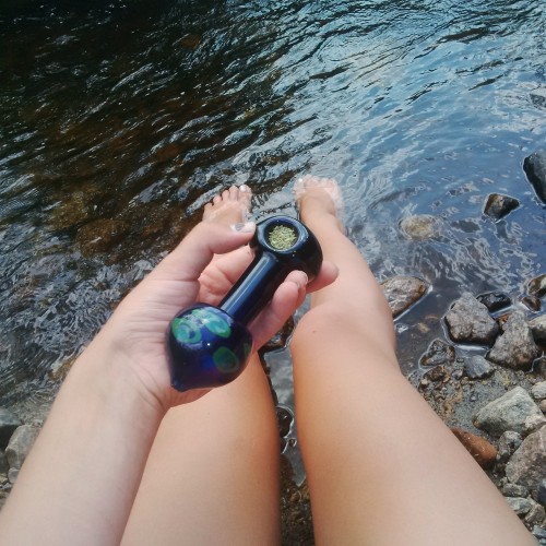 XXX stoner-interrupted:  Creek sesh* photo