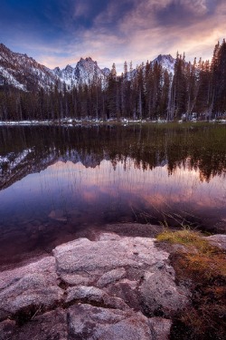 sublim-ature:  Snow Lakes, WashingtonHoward Snyder 