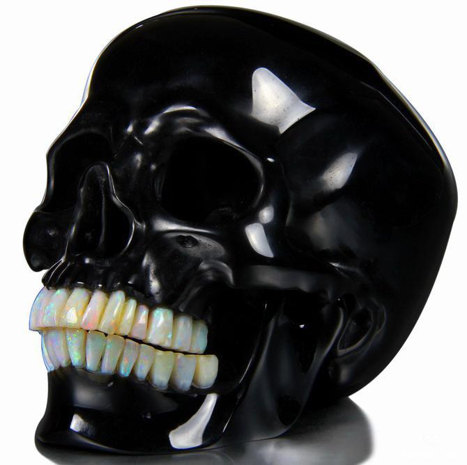 cutequeerandangry:  mineralists:  Skullis Skulls request for Zoerussle Skulls in