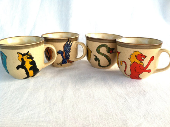 wickedclothes:  Harry Potter Hogwarts Crest Tea Set A massive crested tea pot, and