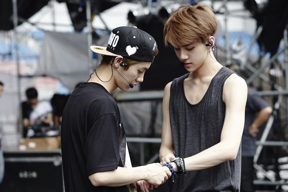 cartier bracelet hunhan