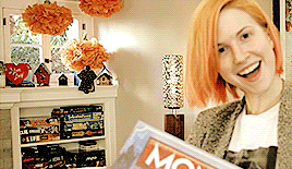 tallforest:  warpedbyparamore:  Kiss Off Episode 3 Teaser  Her house is almost as cute as her