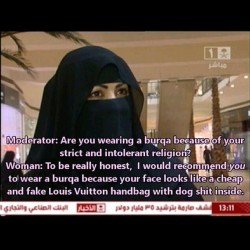 randomtallgirl:  Well even I wasnt expecting that, she clearly reached her limit.  Shows where ignorance will take you lol  #owned #burqa #niqab #dontjudge #ignorance