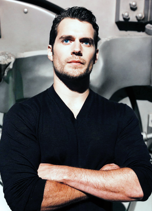 mymarsrevolution:   Henry Cavill photographed by Kirk McKoy for Los Angeles Times, 2013 