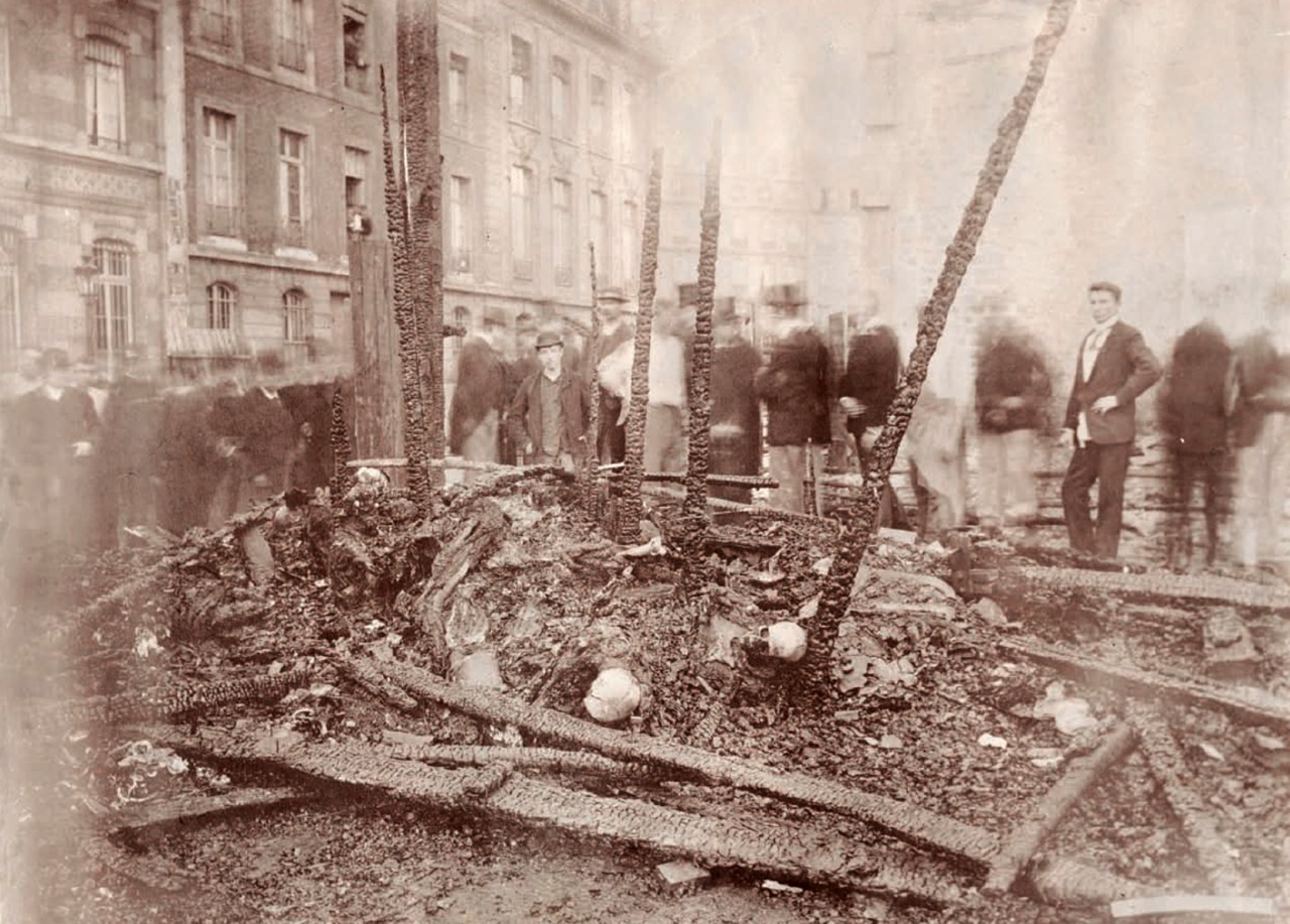 Incendie du Bazar de la Charité, Paris, 4 mai 1897. Lors de l’inauguration de