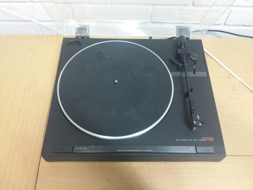 Luxman PD-210 Semi-Automatic Belt Drive Stereo Turntable, 1985