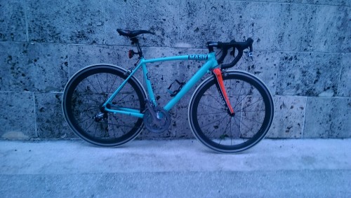 aldaymaper81:Road bicycle specialized,allez,