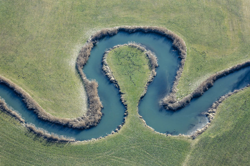 mothernaturenetwork: Aerial archaeologist finds bittersweet beauty in geological photo surveysEver s