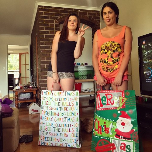 We did our Christmas part 1 yesterday, look at these losers 😂😂 @ashhiie_ @amelia9876
