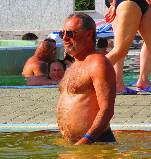 seniorgrandads:  holiday