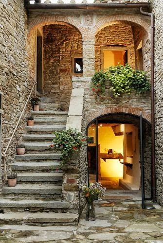 bonitavista:  Tuscany, Italyphoto via christianna