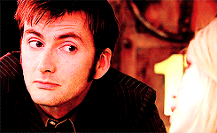 romanvnas: “You should’ve seen the way he was looking at you […].” I smiled a little. “How?”