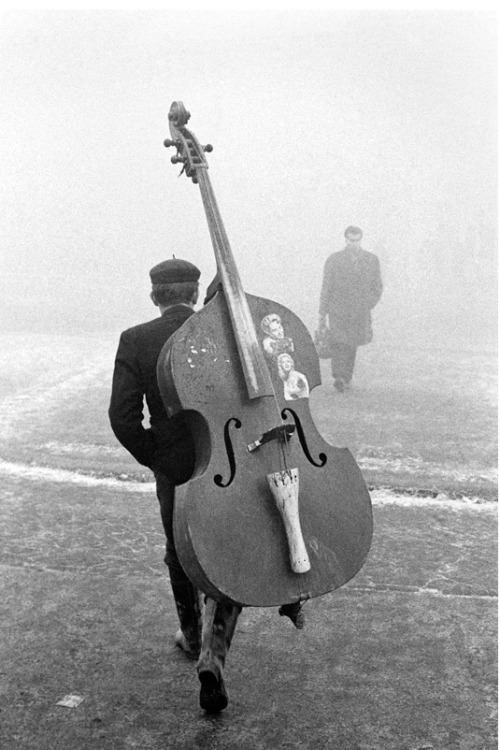 semioticapocalypse: Tom Peternek. Morning of the New year. Belgrade, 1960 [::SemAp Twitter || SemAp: