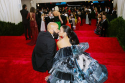 So-Far-From-The-Sea:  Solange And Alan On The Steps Of The Met. Taken By Daniel