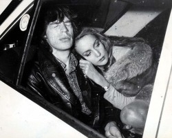 candypriceless:  Jerry Hall &amp; Mick Jagger leaving Studio 54, 1979 - photo by Bob Gruen 