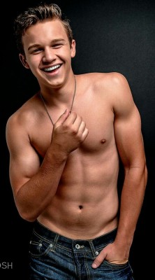 northernwiboy1: jmbenedict:  Gavin MacIntosh  He is sexy as fuck. Also the other boy. 