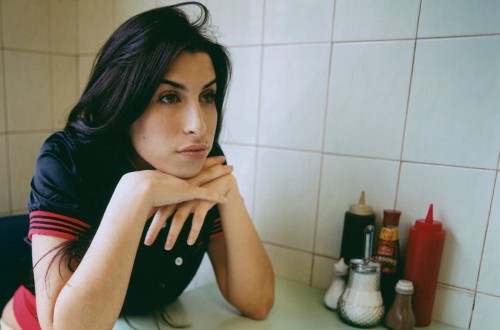 Sex orchestres:    Amy Winehouse   pictures