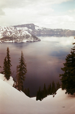 brutalgeneration:  crater lake by tackiest