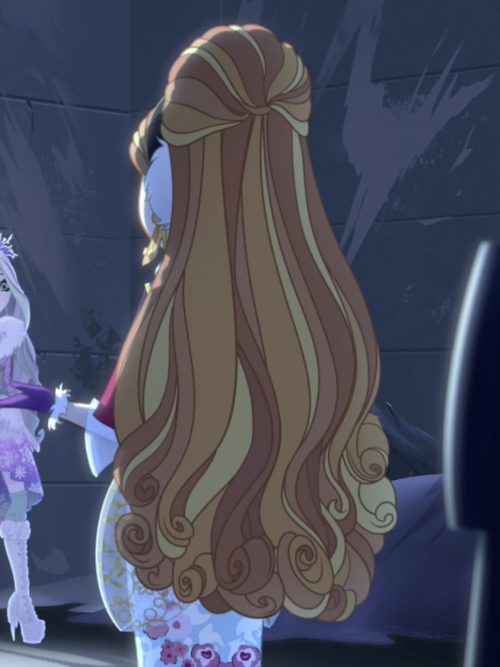 happilyeverawful: wscttfrbs-eah: alexlamim:  Ashlynn’s new hair is SO BEAUTIFUL! I can’t