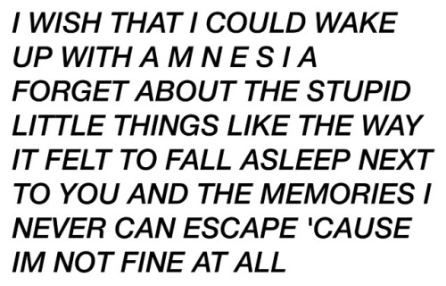 tinypandora:  amnesia // 5sos