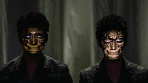 prostheticknowledge:  Face Hacking Follow-up demo of the Omote real-time facial projection mapping project by nobumichiasai featuring the creators - video embedded below:   SMAP×SMAP(FUJI-TV)  2014/12/22 ON AIR REAL-TIME FACE TRACKING & 3D PROJECTION