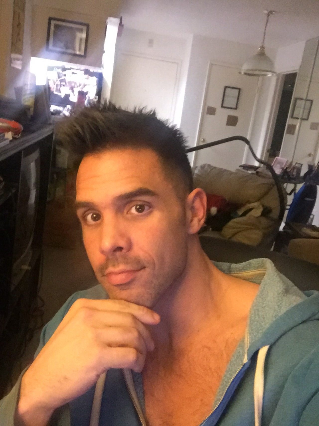 jeffyfuckingt: Boy next door. 