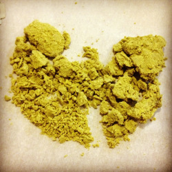 robinxhood710:  hash oil wax crumble looks